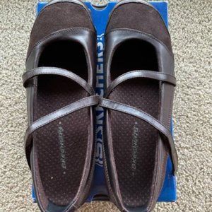 Sketchers Active Bikers Sightsee MaryJane Sporty Comfortable flat 7.5 Black NEW